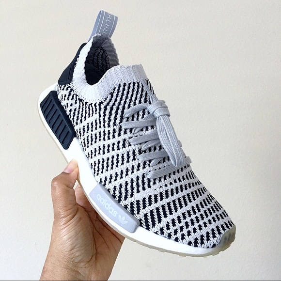 Adidas NMD_ R1 STLT Primeknit - Picture 2 of 8